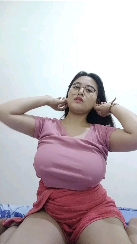 Bersetubuh Dengan Tante Mesum